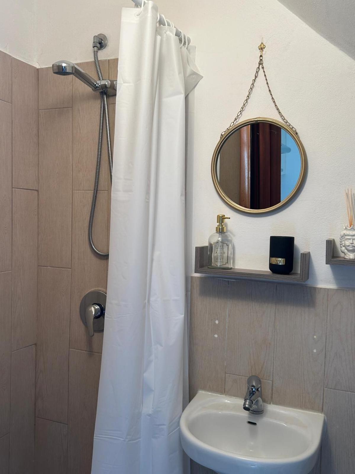 La Finestrella Apartment Giardina Gallotti Ngoại thất bức ảnh