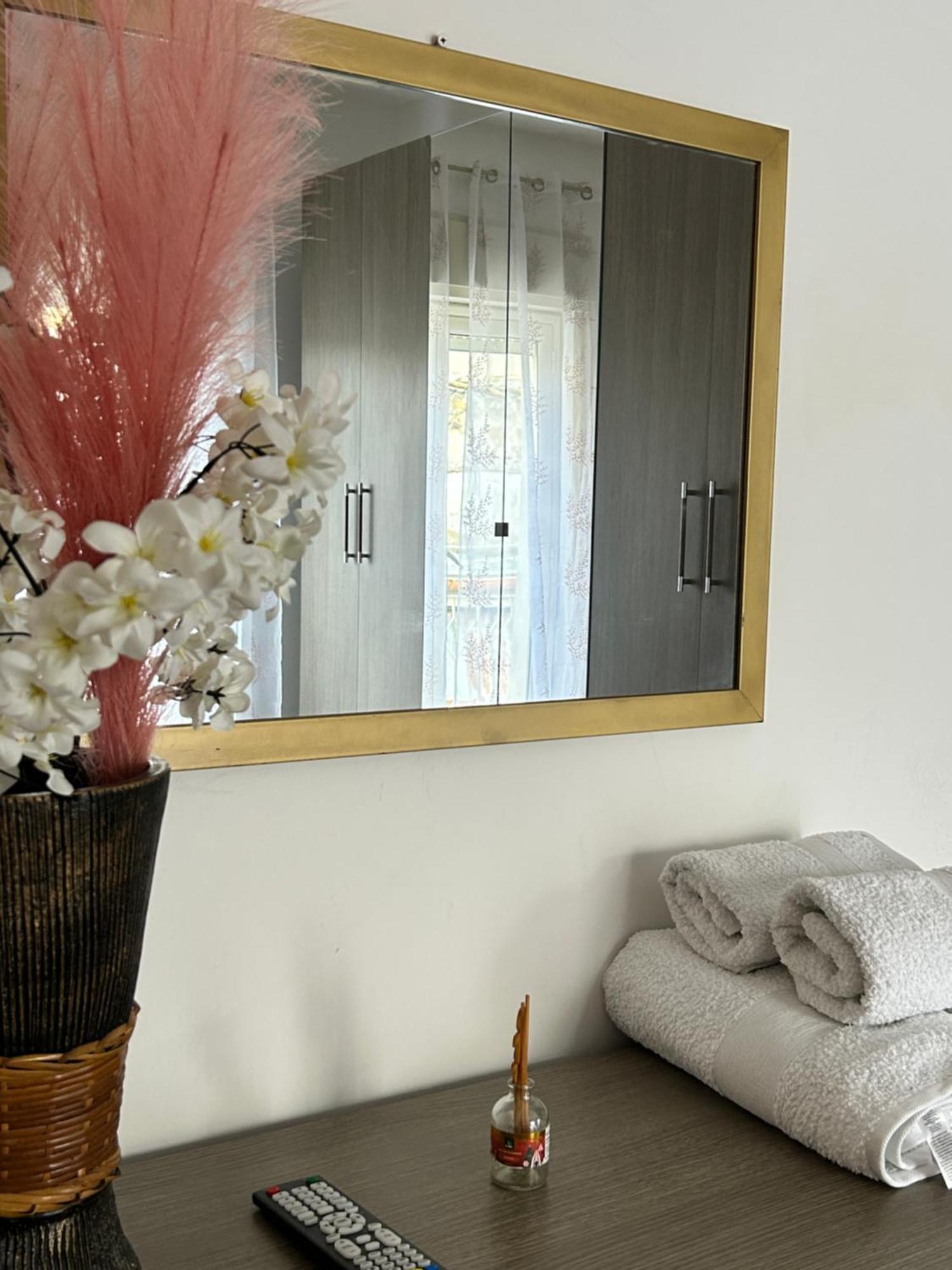 La Finestrella Apartment Giardina Gallotti Ngoại thất bức ảnh